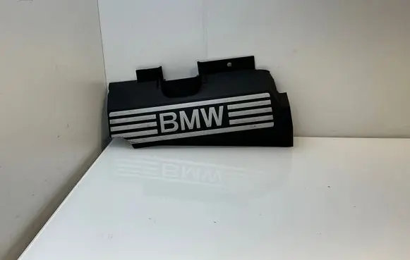 BMW 5 E60 E61 Engine cover (trim) 7548849 15678911 104952000