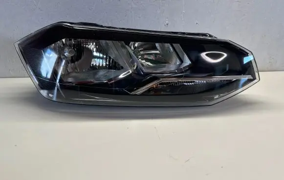 Volkswagen Polo VI Headlight/headlamp 2G1941006 90099317 X60UYF205YNE