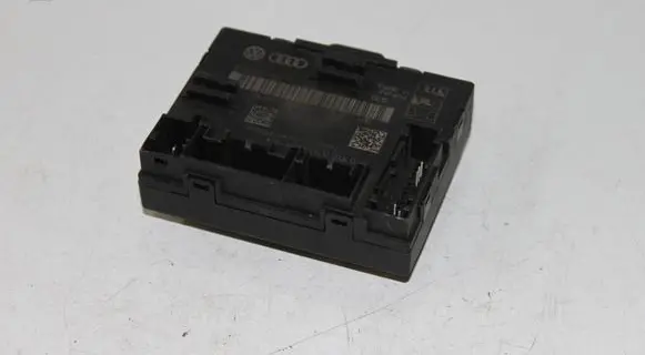 Audi A1 Door control unit/module 8X0959792F