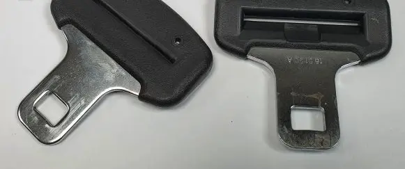 KIA Picanto Seat belt trim 