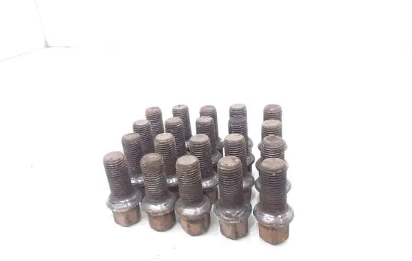 Nuts/bolts