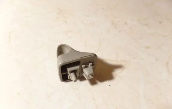 Nissan Primera Sun visor clip/hook/bracket 
