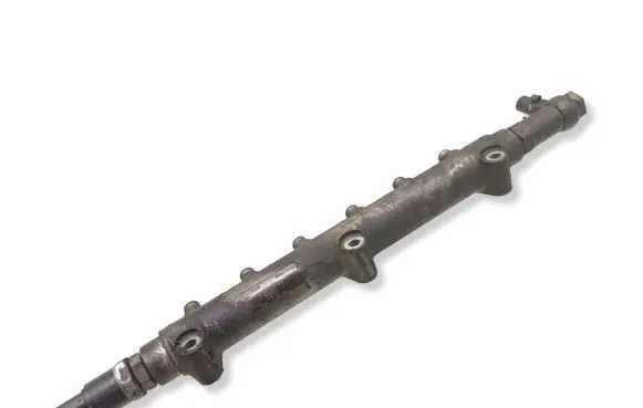 Volvo V70 Fuel main line pipe 0445215010