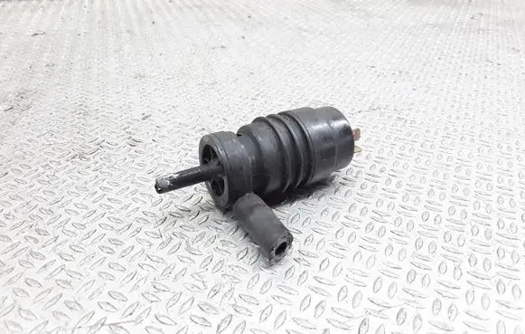 Volkswagen II LT Windscreen/windshield washer pump