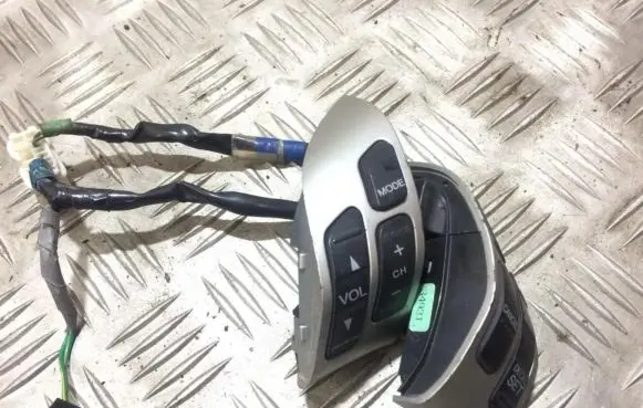 Mazda 5 Multifunctional control switch/knob 