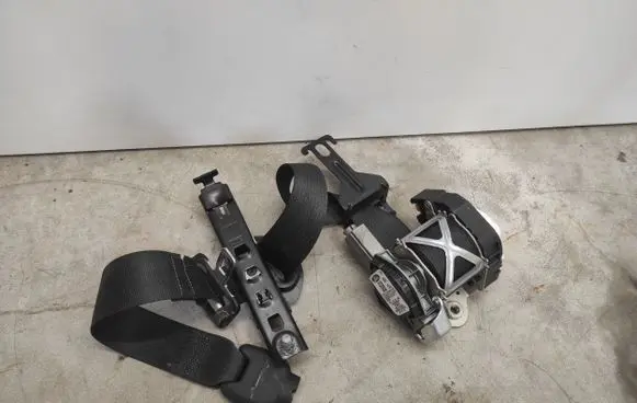 Ford Explorer V Front seatbelt EB5378612D34AF