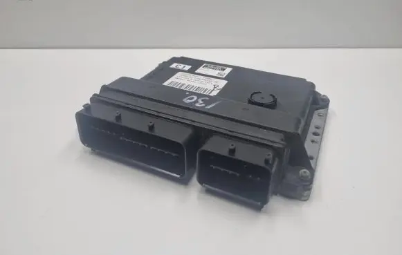 Toyota Auris 150 Engine control unit/module 8966112C11