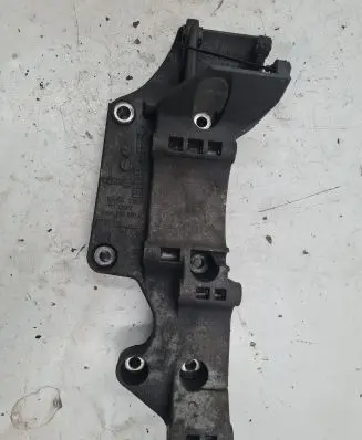 Volkswagen Sharan Engine mounting bracket R045903143C