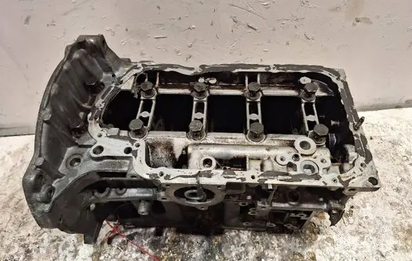 Peugeot 207 Engine block KFU