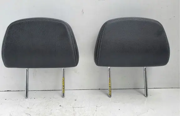Opel Astra H Rear seat headrest GTC