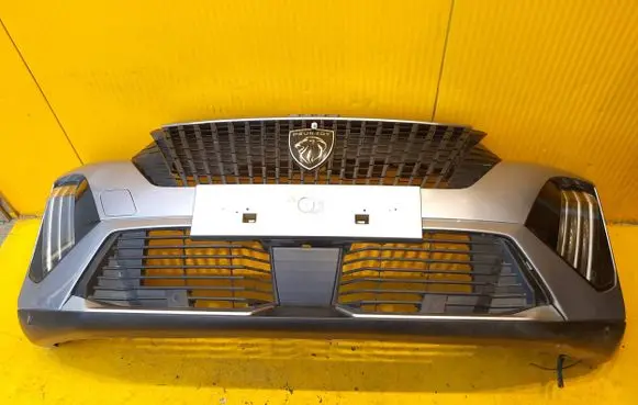 Peugeot 2008 II Front bumper