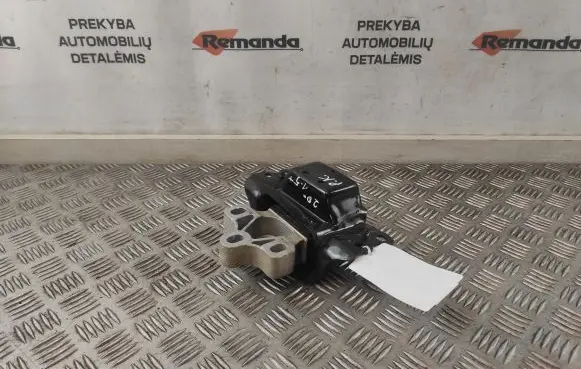 Volkswagen Tiguan Gearbox mount 5QA199555C