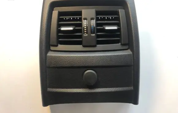 BMW 4 F32 F33 Rear air vent grill 9207330 64229207330 16828110