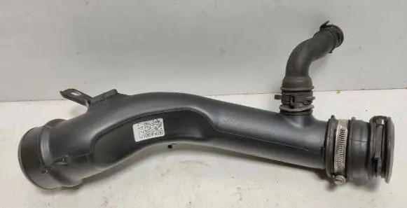 Land Rover Discovery 4 - LR4 Intercooler hose/pipe AH229F876BB LR020027 AH22-9F876-BB
