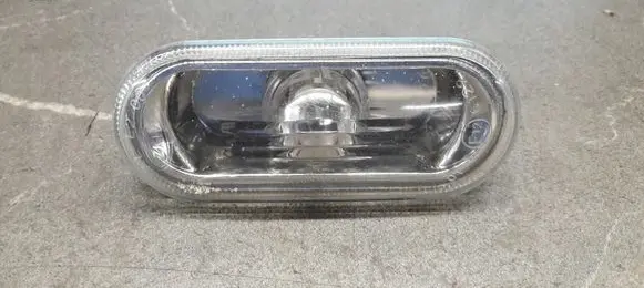 Volkswagen Polo IV 9N3 Front fender indicator light 1j0949117