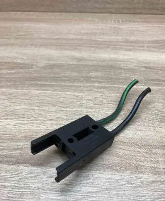 Audi A6 S6 C5 4B Plug wire 8A0937530 GSM1 2PINBLACK