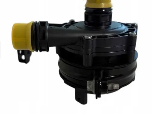 Mercedes-Benz S W223 Water pump A0005003101 A0005004700