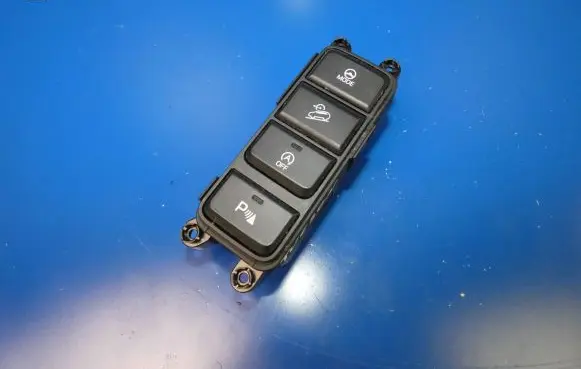 Hyundai Tucson TL Headlight level height control switch 93300-D7900 39R3S0009 201703280