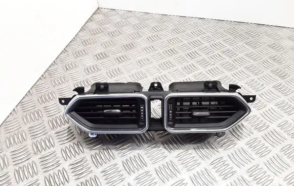 Mazda CX-5 II Dash center air vent grill K12364930