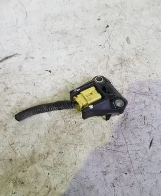 Subaru Outback Airbag deployment crash/impact sensor 98231AG020