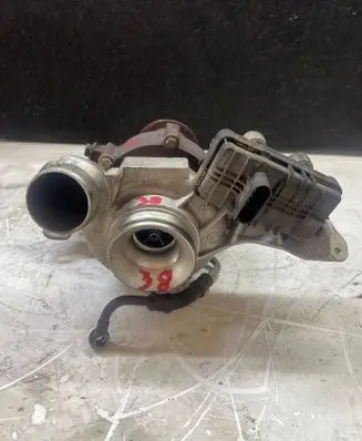 BMW 5 F10 F11 Turbo 851947501A 12030700775