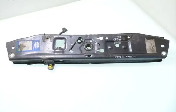 Opel Zafira B Engine bonnet/hood lock/catch