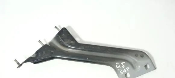 Audi Q5 SQ5 Fender mounting bracket 8R0821135