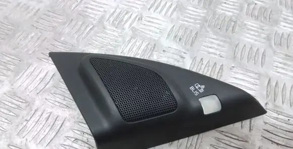 Volvo V70 Front door high frequency speaker 30781068