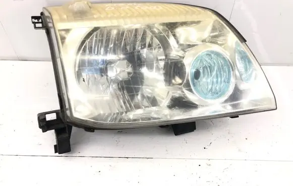 Nissan X-Trail T30 Headlight/headlamp SAE15Y202