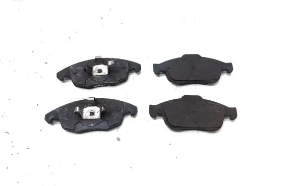 Peugeot Partner Brake pads (front) 