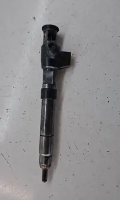 Peugeot 308 Fuel injector 9674984080 28388960