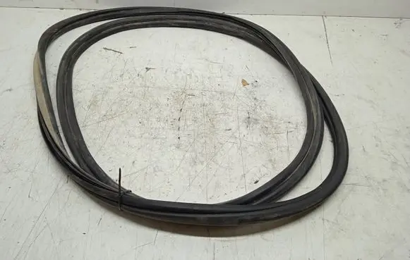 Citroen C4 I Picasso Trunk rubber seal (body) 