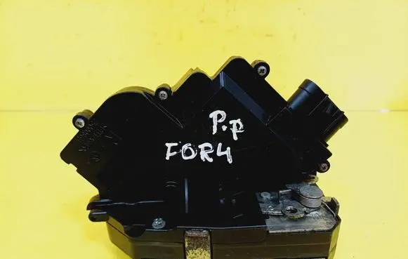 Smart ForFour I Front door lock A4547200035