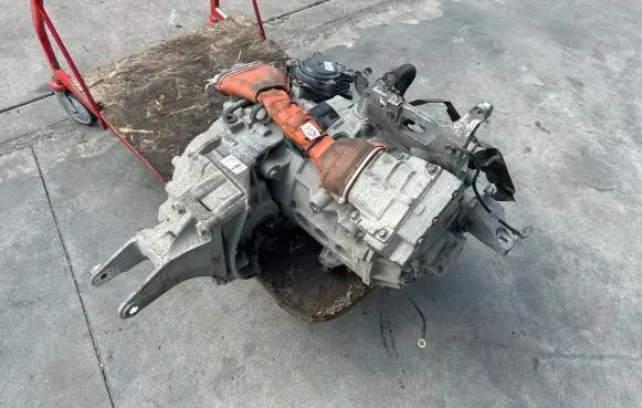 Nissan Leaf I (ZE0) Engine 332513NA0A 1801539