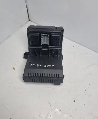 Volvo XC70 Fuse module 30786889 07W113 28087583
