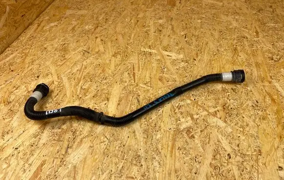 Tesla Model 3 Engine coolant pipe/hose 107760300F