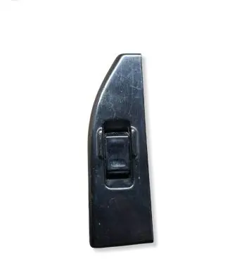 Nissan Terrano Electric window control switch 8296083G00