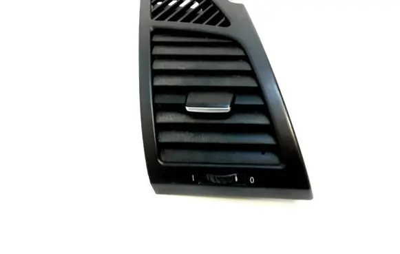BMW 1 E81 E87 Dashboard side air vent grill/cover trim 7059188