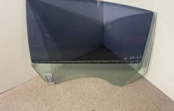 Volkswagen PASSAT CC Rear door window glass 3C8845205