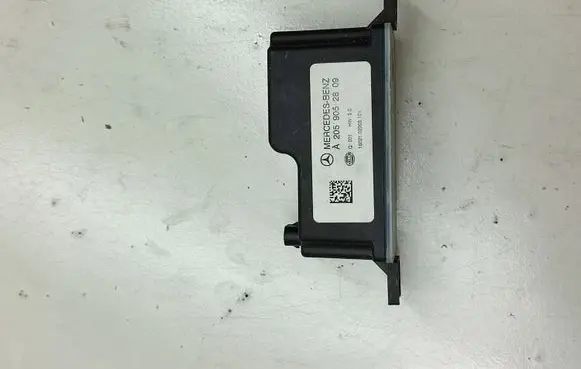 Mercedes-Benz GLC X253 C253 Voltage converter/converter module A2059052809