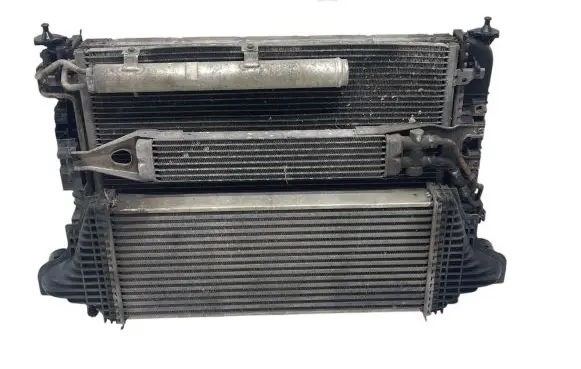 Mercedes-Benz ML W164 Radiator set A1645002000