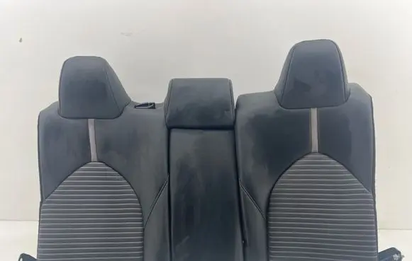 Toyota Camry VIII XV70 Rear seat