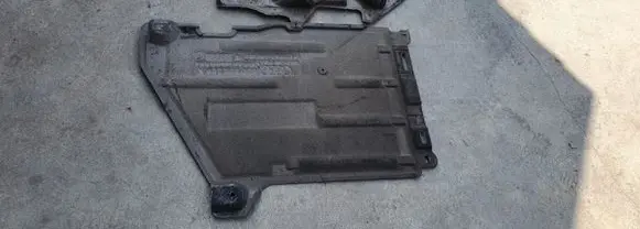 Audi TT TTS RS Mk3 8S Fuel tank bottom protection 