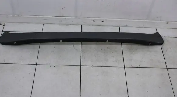 BMW Z4 E85 E86 Rear side glass trim 7064703