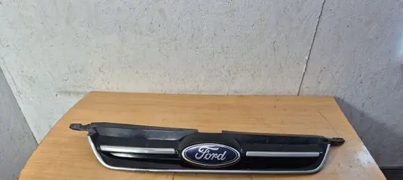 Ford C-MAX II Front bumper upper radiator grill