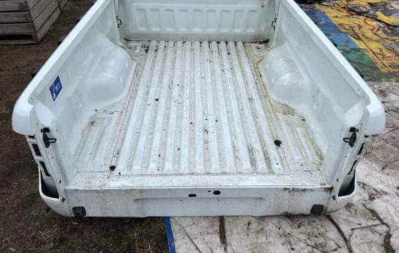 Ford Ranger Pickup box tonneau cover 