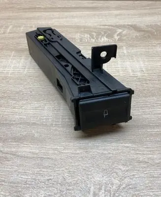 Ford Mondeo Mk III Cup holder 1S7113564B