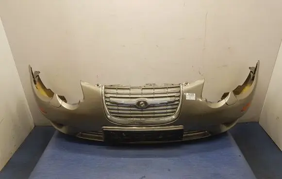 Chrysler 300M Front bumper