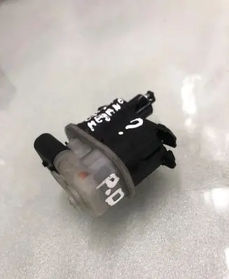 Renault Megane E-Tech Headlight level adjustment motor 657412776r