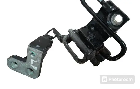 Volkswagen Phaeton Front door lower hinge 3D4833411B 3D4831401